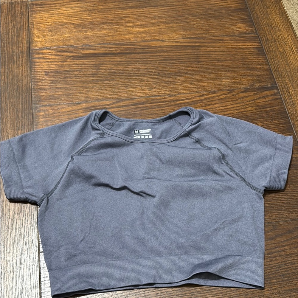 SHEIN Gray Crop Top Crew Neck Short Sleeve